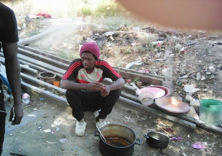 Tiznit, terminus forcé des migrants subsahariens : Ils sont plus de 200 à avoir été largués au Sud du pays Tiznit, terminus forcé des migrants subsahariens : Ils sont plus de 200 à avoir été largués au Sud du pays