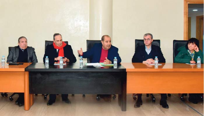 Driss Lachguar : Nous considérons, au sein de l’USFP, que ce qui a été présenté par la Commission chargée du pilotage de la réforme de la Moudawana constitue le seuil minimal et il revient au gouvernement de l’appliquer Driss Lachguar : Nous considérons, au sein de l’USFP, que ce qui a été présenté par la Commission chargée du pilotage de la réforme de la Moudawana constitue le seuil minimal et il revient au gouvernement de l’appliquer