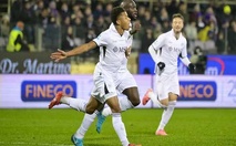 Serie A : Naples domine la Fiorentina et passe seul en tête
 Serie A : Naples domine la Fiorentina et passe seul en tête