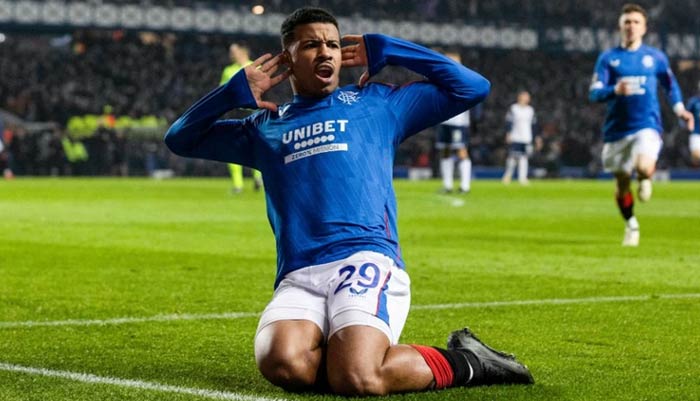 « The Times » : Le Marocain Hamza Igamane, "une star" en pleine ascension « The Times » : Le Marocain Hamza Igamane, "une star" en pleine ascension