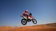 Au Dakar-2025, les balbutiements de motos de course électriques Au Dakar-2025, les balbutiements de motos de course électriques