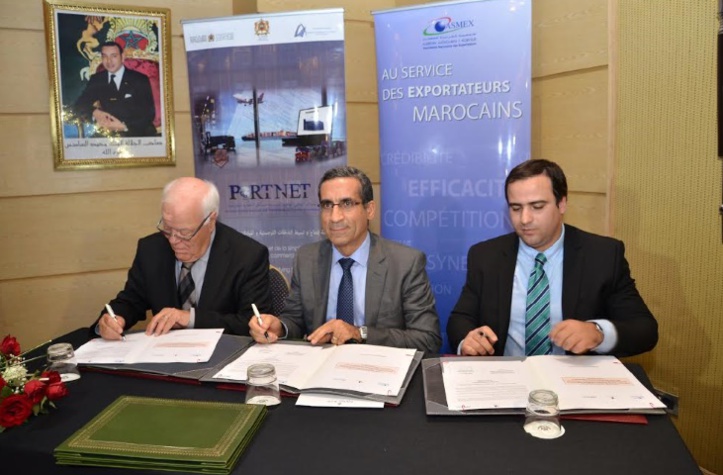 Pour la dématérialisation des procédures de commerce extérieur Pour la dématérialisation des procédures de commerce extérieur