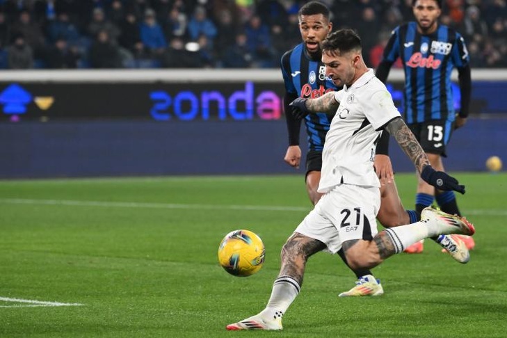 Serie A: Naples prend le large, la Juventus assomme l'AC Milan Serie A: Naples prend le large, la Juventus assomme l'AC Milan