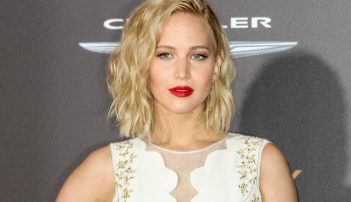 Jennifer Lawrence va réaliser une comédie complètement barrée Jennifer Lawrence va réaliser une comédie complètement barrée