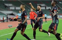 Botola Pro D1 "Inwi": Le COD Meknès et l’AS FAR se neutralisent Botola Pro D1 "Inwi": Le COD Meknès et l’AS FAR se neutralisent