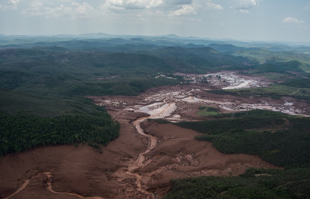 Le Brésil réclame 5mds à BHP et Vale pour la rupture du barrage
