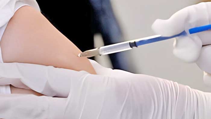 Laâyoune-Sakia El Hamra: Forte mobilisation pour réussir la campagne nationale de vaccination Laâyoune-Sakia El Hamra: Forte mobilisation pour réussir la campagne nationale de vaccination