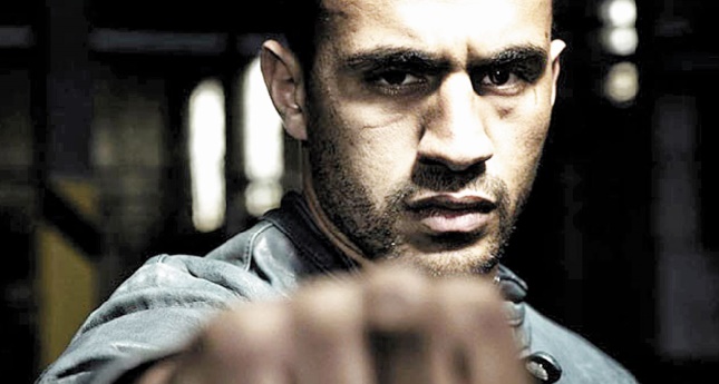 Badr Hari en mode «Tcharmil» Badr Hari en mode «Tcharmil»