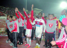 Le WAC domine le premier tiers du championnat et les arbitres s’illustrent par leurs bourdes Le WAC domine le premier tiers du championnat et les arbitres s’illustrent par leurs bourdes