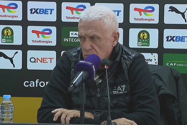 L’AS FAR se sépare de Hubert Velud L’AS FAR se sépare de Hubert Velud