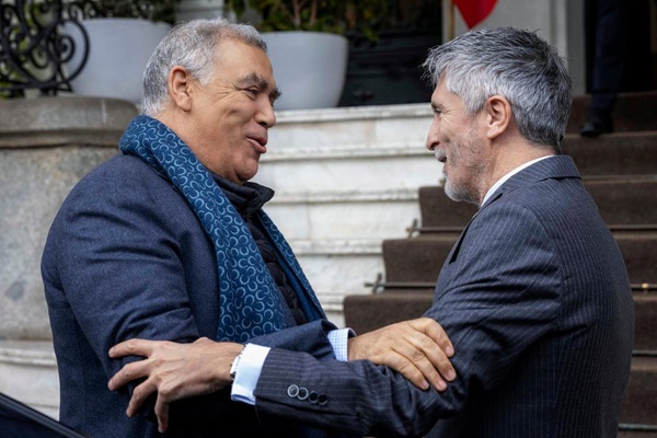 Abdelouafi Laftit tient une réunion de travail à Madrid avec son homologue espagnol Abdelouafi Laftit tient une réunion de travail à Madrid avec son homologue espagnol