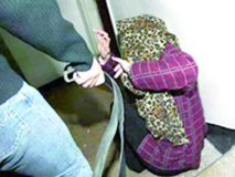 La lutte contre la violence à l'égard des femmes requiert l'adoption de mécanismes institutionnels La lutte contre la violence à l'égard des femmes requiert l'adoption de mécanismes institutionnels