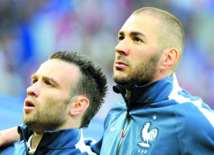 Benzema n'est plus sélectionnable en Bleu Benzema n'est plus sélectionnable en Bleu