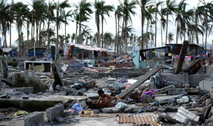 Le typhon Melor aux Philippines a fait 11 morts Le typhon Melor aux Philippines a fait 11 morts