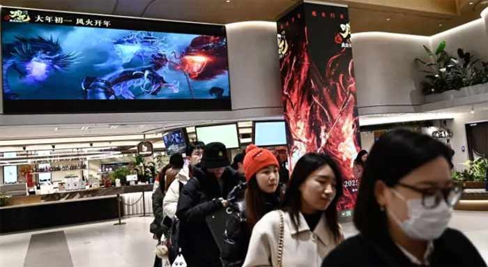 Les Chinois saluent les débuts à l'étranger du film-phénomène « Ne Zha 2 » Les Chinois saluent les débuts à l'étranger du film-phénomène « Ne Zha 2 »