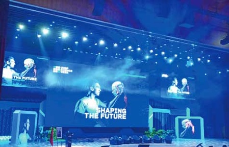 Réinventer l’avenir par la science et l’innovation Réinventer l’avenir par la science et l’innovation