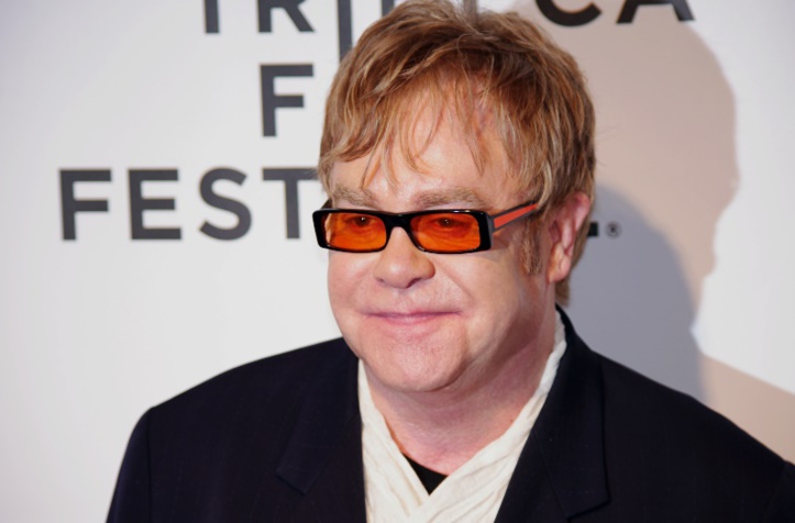 Le premier job des stars : Elton John