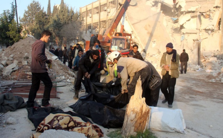 Les frappes russes ont tué des centaines de civils en Syrie Les frappes russes ont tué des centaines de civils en Syrie