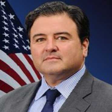 Le Président Donald Trump nomme Duke Buchan III, ambassadeur des Etats-Unis au Maroc Le Président Donald Trump nomme Duke Buchan III, ambassadeur des Etats-Unis au Maroc