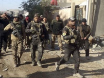 Le Premier ministre irakien à Ramadi après sa reprise Le Premier ministre irakien à Ramadi après sa reprise