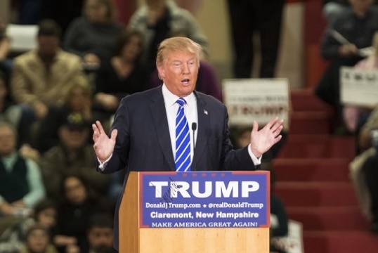 Donald Trump se fâche contre Samuel Lee Jackson Donald Trump se fâche contre Samuel Lee Jackson