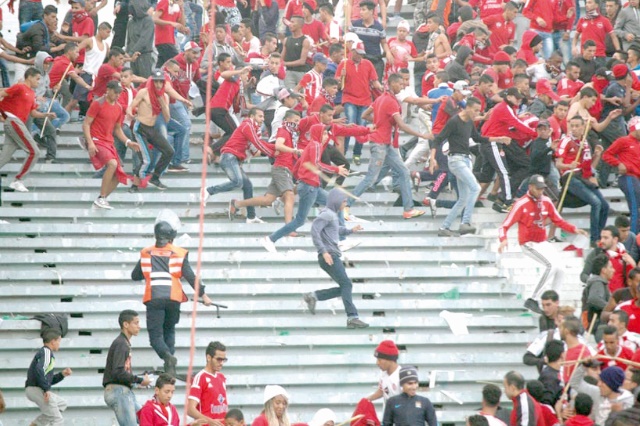 De la prison ferme pour les hooligans du derby casablancais De la prison ferme pour les hooligans du derby casablancais