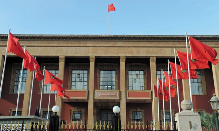 Vers la révision des règlements intérieurs des deux Chambres du Parlement Vers la révision des règlements intérieurs des deux Chambres du Parlement