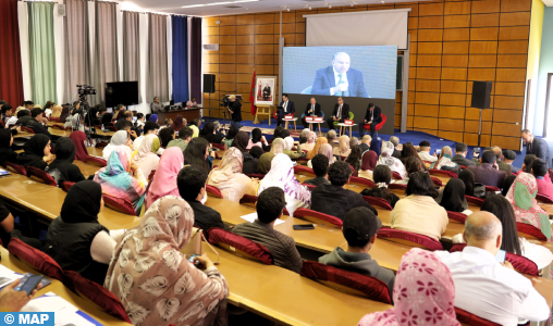 Débat à Laâyoune sur les dimensions stratégiques de l'Initiative Royale pour l'Atlantique Débat à Laâyoune sur les dimensions stratégiques de l'Initiative Royale pour l'Atlantique