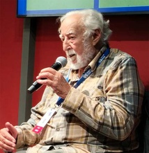 Le journaliste et écrivain Hamid Barada en moment de confidence au SIEL Le journaliste et écrivain Hamid Barada en moment de confidence au SIEL