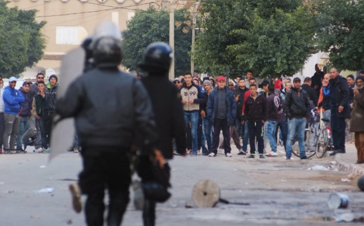 Cinq ans après la révolution la Tunisie face à la contestation Cinq ans après la révolution la Tunisie face à la contestation