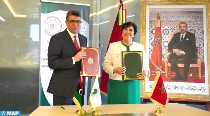 Rabat : Signature d’un mémorandum d’accord entre la Cour des comptes et l’AFROSAI Rabat : Signature d’un mémorandum d’accord entre la Cour des comptes et l’AFROSAI