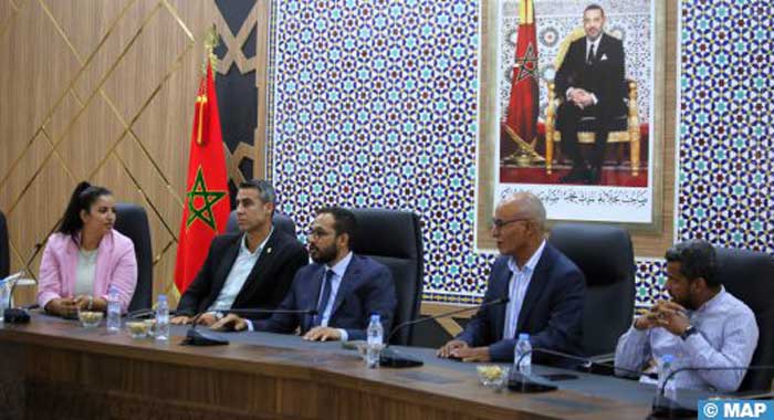 Une délégation espagnole s’informe de la dynamique de développement à Dakhla-Oued Eddahab Une délégation espagnole s’informe de la dynamique de développement à Dakhla-Oued Eddahab