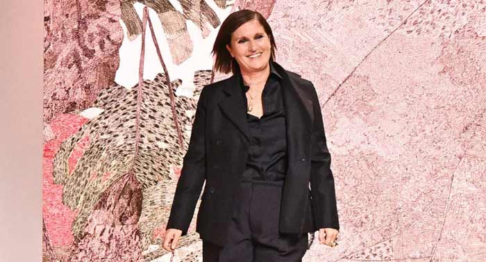 Maria Grazia Chiuri, femmes puissantes en légèreté Maria Grazia Chiuri, femmes puissantes en légèreté