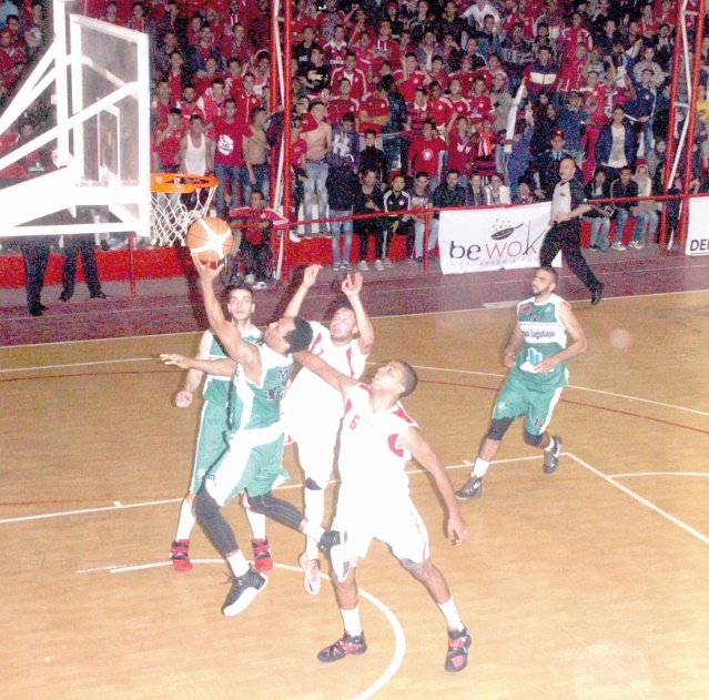 Le basket national au pied du mur Le basket national au pied du mur