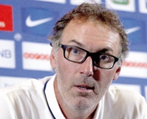 Laurent Blanc rempile avec le PSG