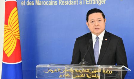 Kao Kim Hourn salue le leadership de SM le Roi Mohammed VI pour la promotion du développement socio-économique du Royaume Kao Kim Hourn salue le leadership de SM le Roi Mohammed VI pour la promotion du développement socio-économique du Royaume