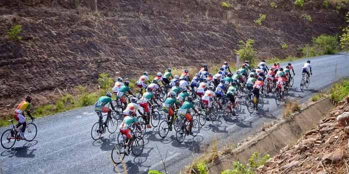 Cyclisme sur route: Victoire de Kamal Mahroug et Salma Hariri Cyclisme sur route: Victoire de Kamal Mahroug et Salma Hariri