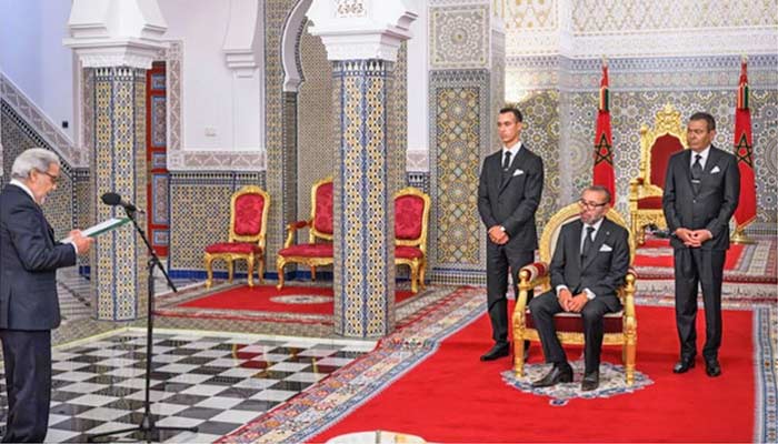 Sa Majesté le Roi reçoit le Wali de Bank Al-Maghrib Sa Majesté le Roi reçoit le Wali de Bank Al-Maghrib