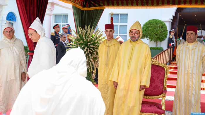 Sa Majesté le Roi préside à M'diq une réception à l'occasion de la glorieuse Fête du Trône Sa Majesté le Roi préside à M'diq une réception à l'occasion de la glorieuse Fête du Trône