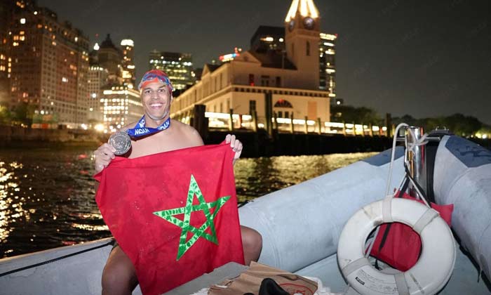 USA : L'athlète marocain Hassan Baraka réussit l'exploit du tour de Manhattan à la nage