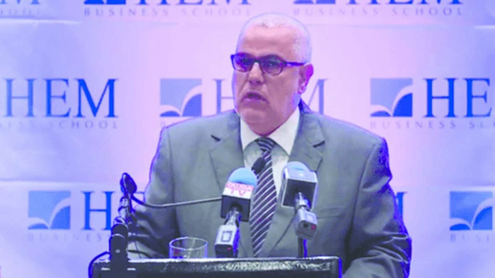 Benkirane houspillé par des protestataires à Oujda Benkirane houspillé par des protestataires à Oujda