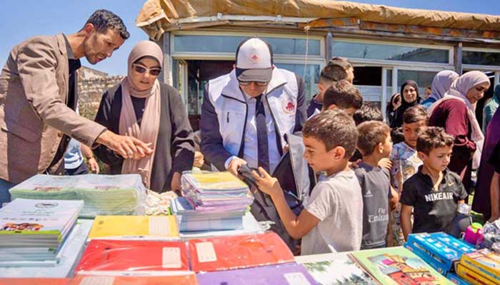 L’Agence Bayt Mal Al-Qods Acharif poursuit la distribution de cartables à l’occasion de la rentrée scolaire L’Agence Bayt Mal Al-Qods Acharif poursuit la distribution de cartables à l’occasion de la rentrée scolaire