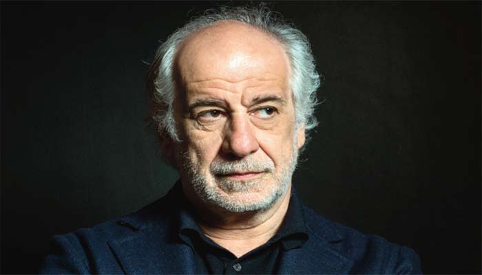Toni Servillo, l'acteur aux mille visages récompensé à la Mostra Toni Servillo, l'acteur aux mille visages récompensé à la Mostra