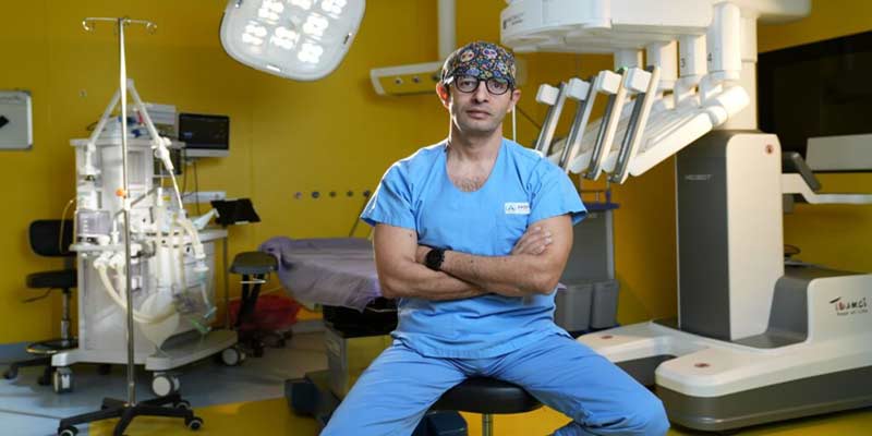 Dr Adil Ouzzane : La téléchirurgie est une réponse concrète à l’iné gale répartition des compétences médicales