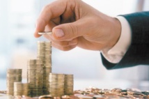 Familiariser les enfants et les jeunes avec les concepts bancaires et financiers de base