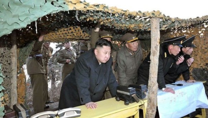 La Corée du Nord ordonne un test d'ogive nucléaire et des tirs de missiles La Corée du Nord ordonne un test d'ogive nucléaire et des tirs de missiles