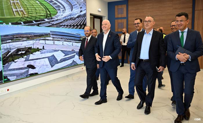Le président de la FIFA visite le Grand stade de Tanger