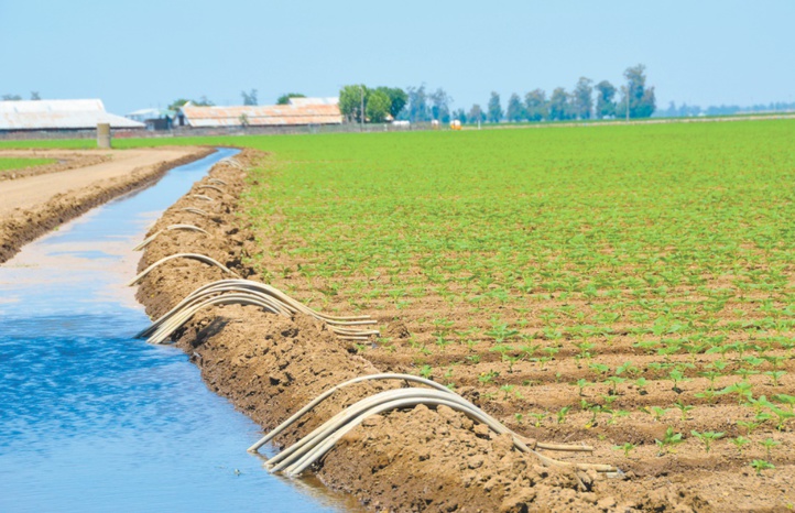 Le déficit budgétaire s'est établi à 4,3 % du PIB en 2015 Le déficit budgétaire s'est établi à 4,3 % du PIB en 2015