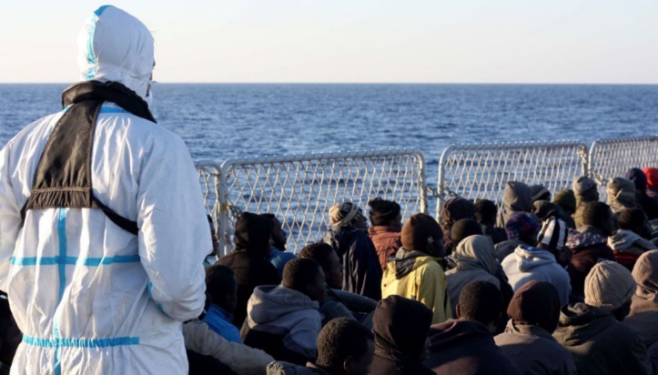 Plus de 2.400 migrants au large de la Libye depuis mardi Plus de 2.400 migrants au large de la Libye depuis mardi