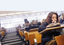 Aider les étudiants universitaires à perfectionner leurs recherches scientifiques Aider les étudiants universitaires à perfectionner leurs recherches scientifiques